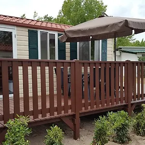 Prázdninový dům Adriacamp Mobile Homes Rosepineta, Rosapineta