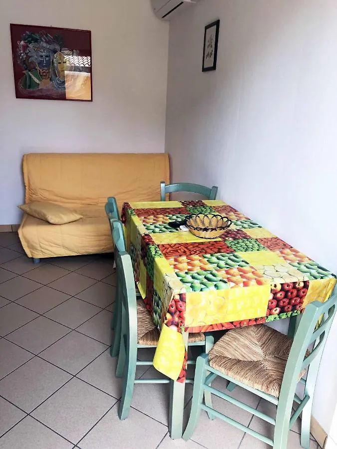 Relaxing Escape Flat In Residence 洛萨皮内塔 0*,